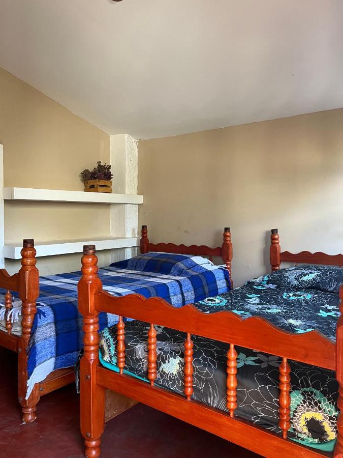 Casa Qatzij - Guest House, Lake Atitlan San Lucas Tolimán Стая снимка