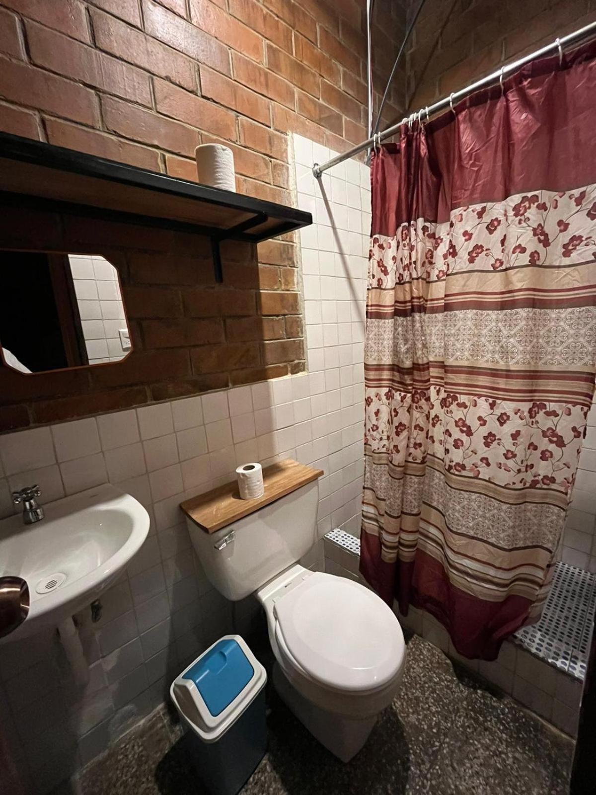 Casa Qatzij - Guest House, Lake Atitlan San Lucas Tolimán Екстериор снимка